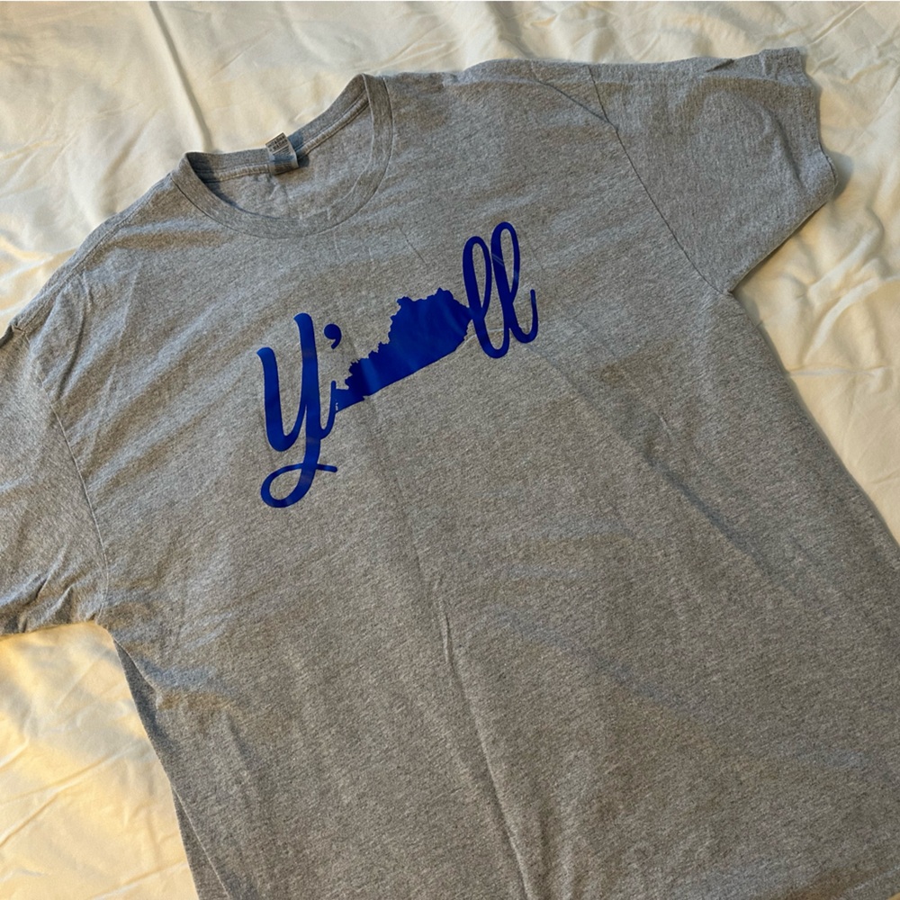 Gildan Heather Gray T-Shirt